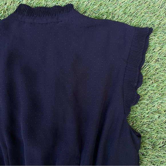 H&M LITTLE BLACK DRESS WITH RUFFLE SLEEVES SIZE 8 - Picture 6 of 6